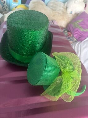 Green Glitter Top Hats - Mini and Classic Set